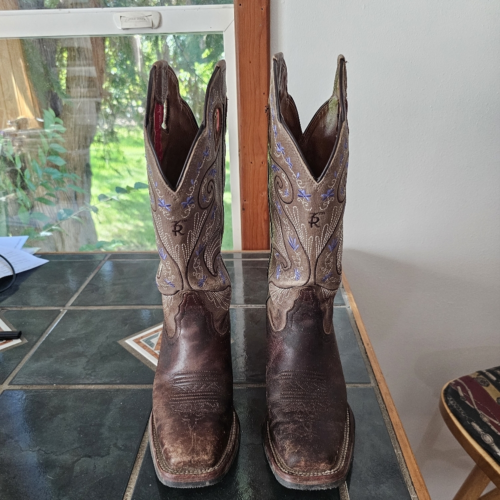 Tony Lama Riding Boot Size 8B